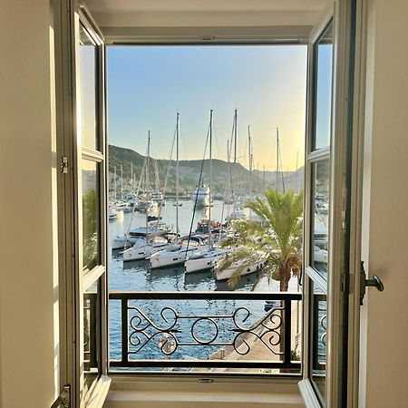 Joli T3 Sur Le Port De Bonifacio Avec Vue Mer Luaran gambar