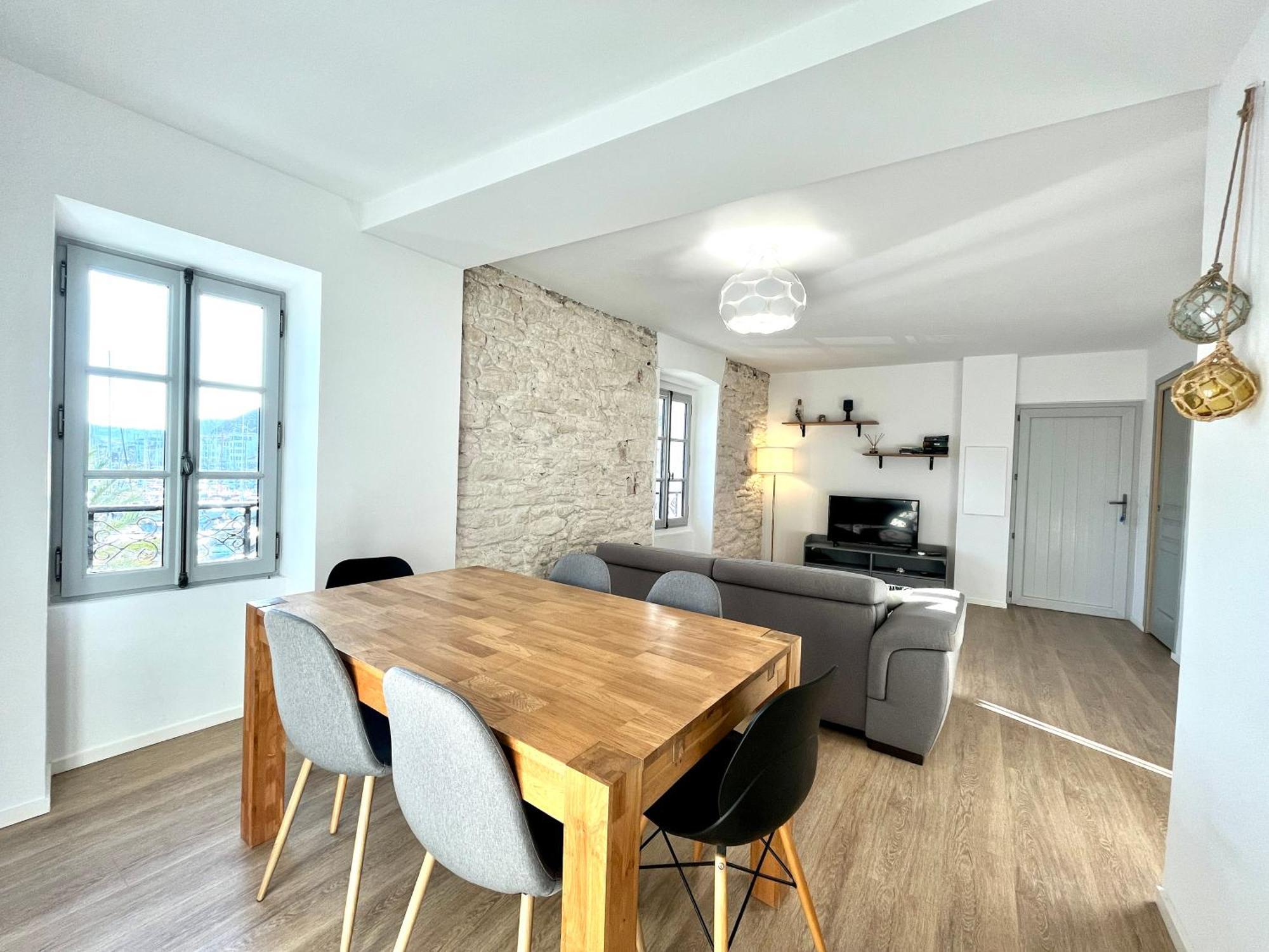 Joli T3 Sur Le Port De Bonifacio Avec Vue Mer Luaran gambar